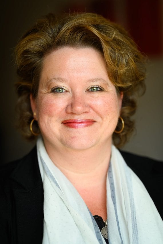 ProQares-Full-Res-226-Cindy-570x856-1